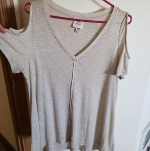 Womens cut out shoulders top